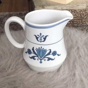 Noritake Blue Haven creamer